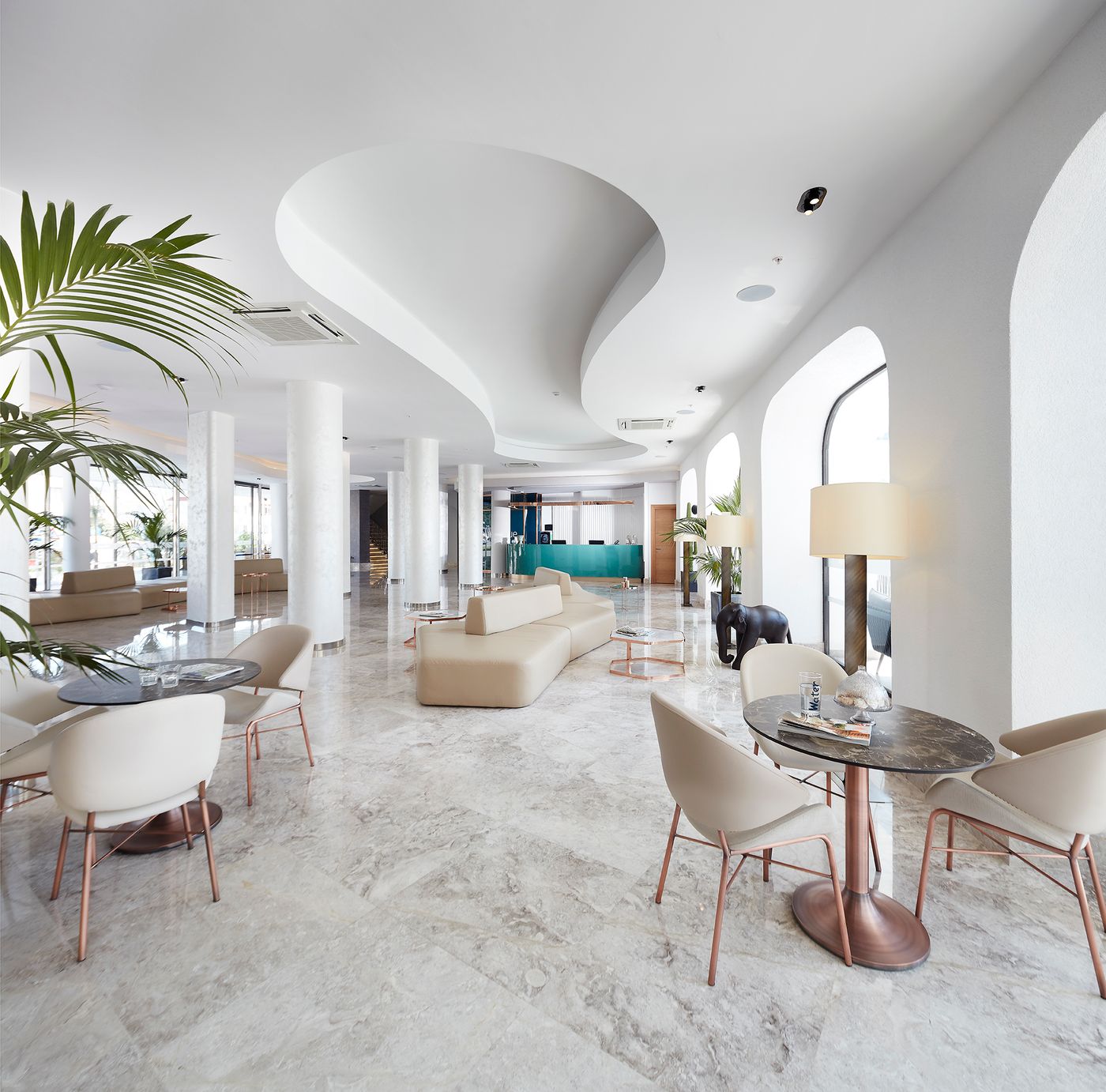 Lalila-Blue-Suites-Lobby-12