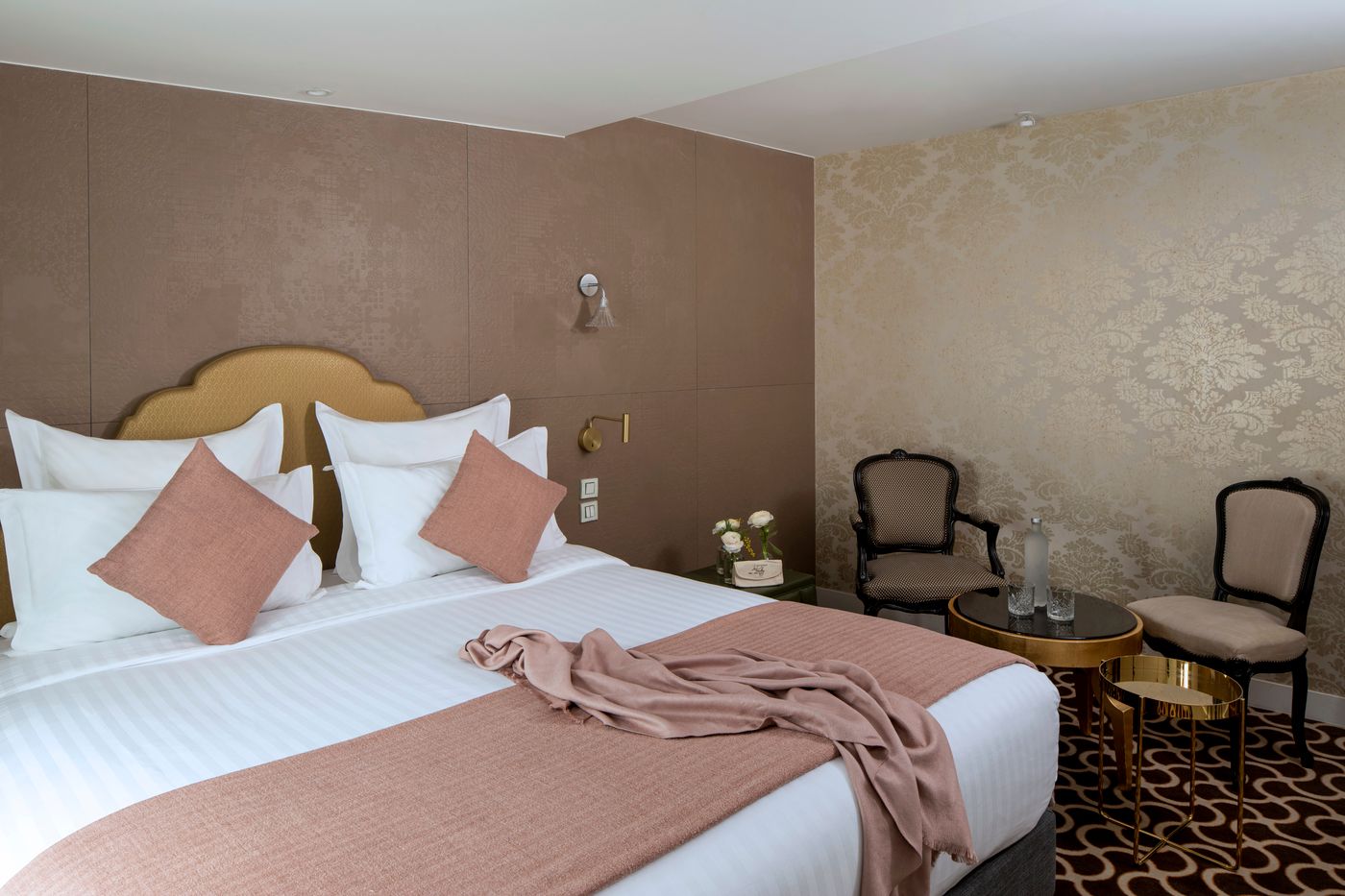 Le Pradey - France - PARIS - Room - 7