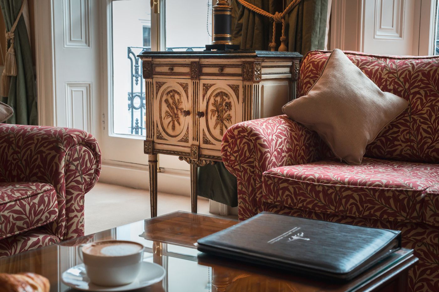 10 Curzon Street by Mansley - United Kingdom - London - Room - 8