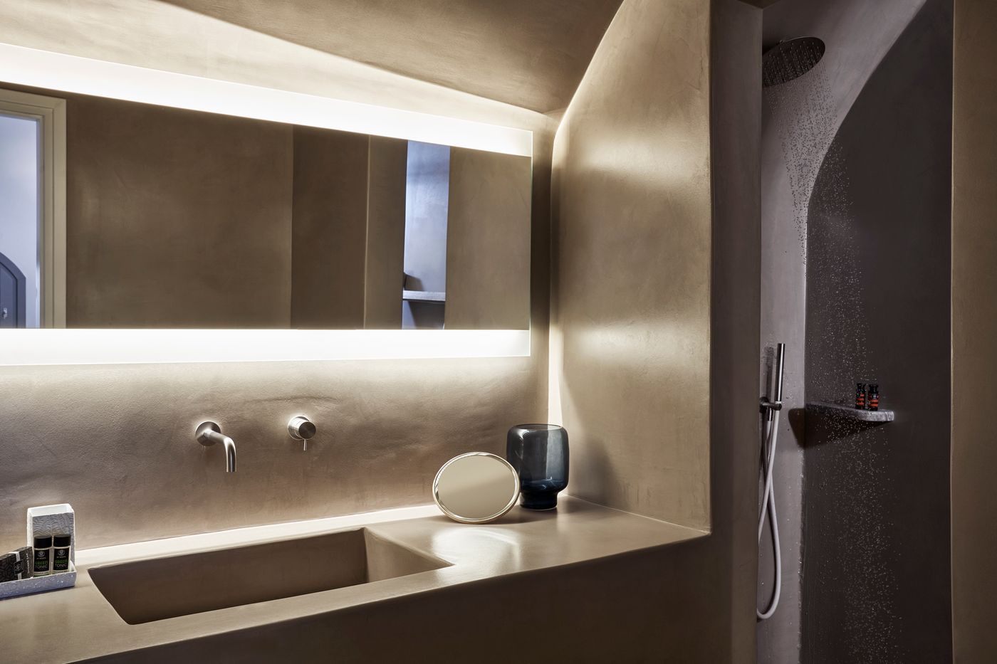 Old-Castle-Oia-Room-32