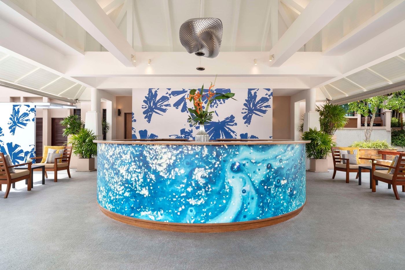 Avani-Ao-Nang-Cliff-Krabi-Resort--SHA-Extra---Lobby-47