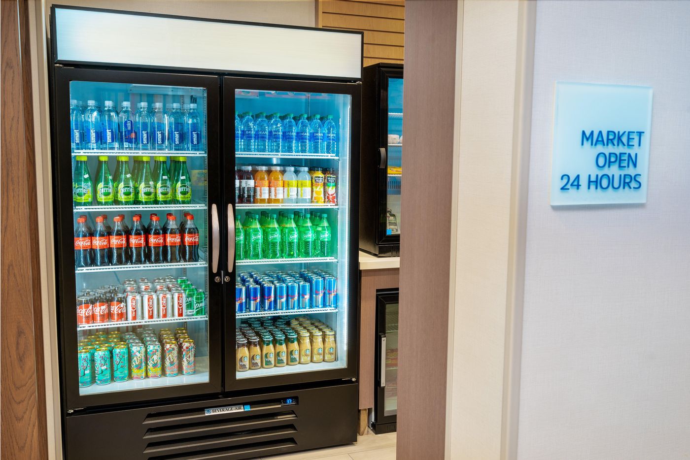 Holiday Inn Express & Suites Las Vegas E Tropicana-United States-Las Vegas-General view-10