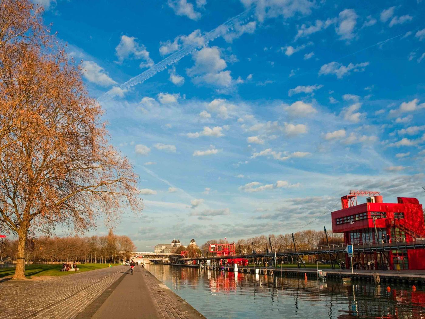 Mercure-Paris-19-Philharmonie-Sports-and-Entertainment-11