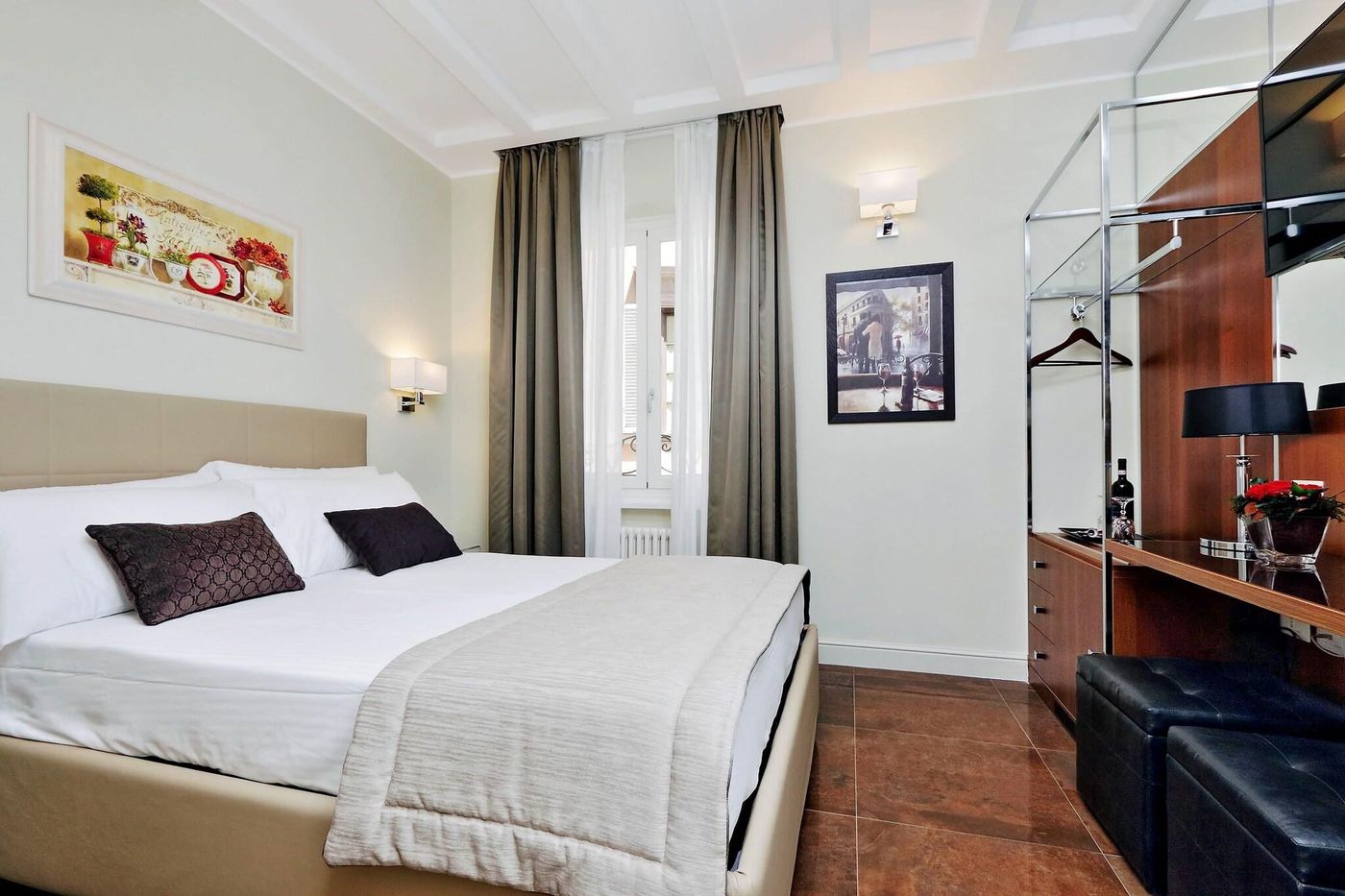Piazza-Venezia-Grand-Suite-Room-14