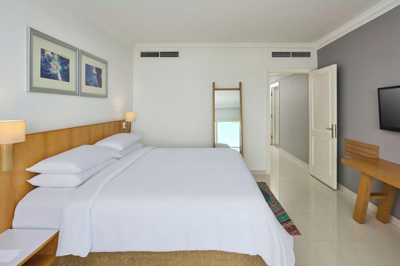 Renaissance-Sharm-El-Sheikh-Golden-View-Beach-Rest-Room-39