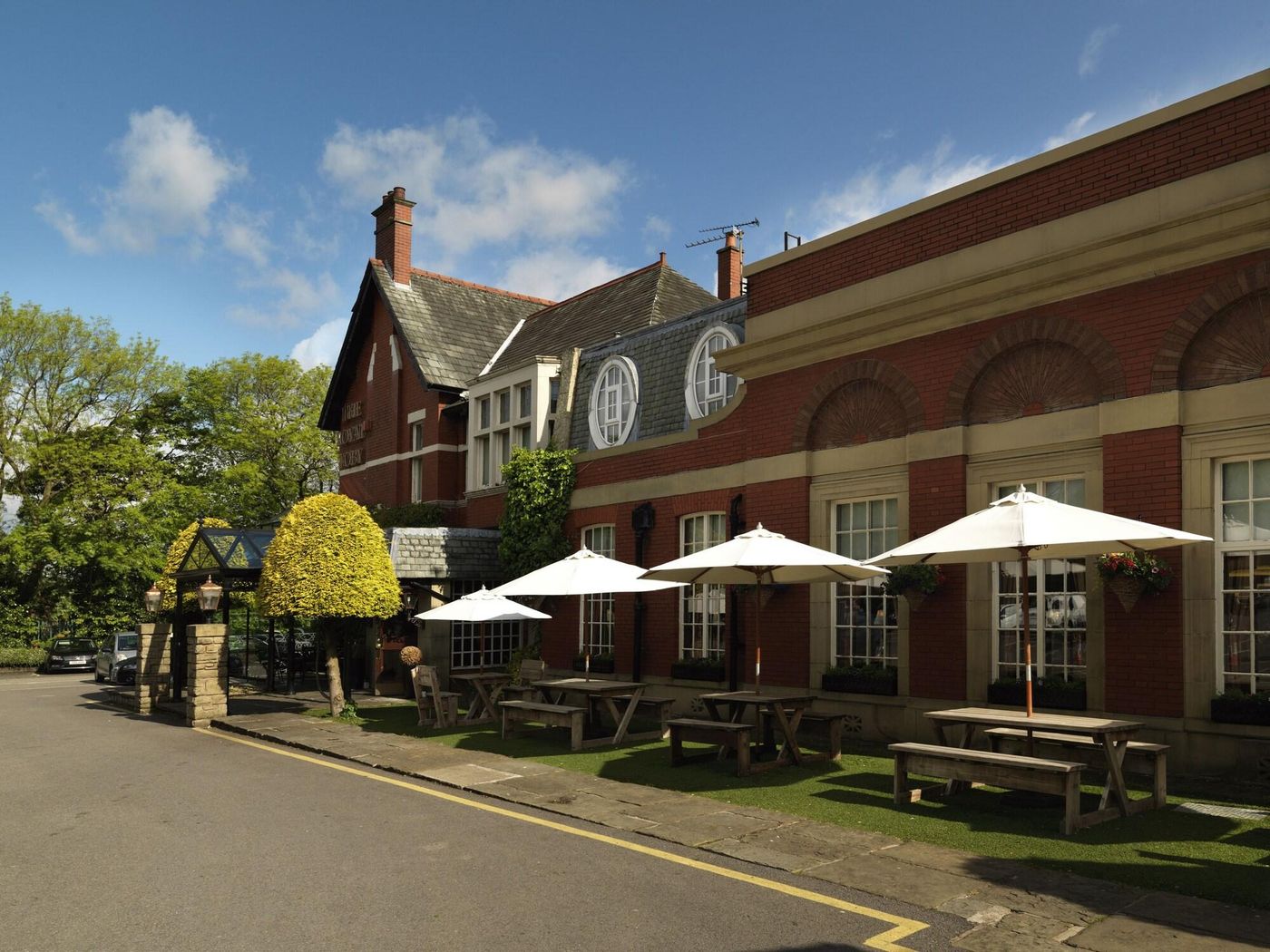 The Royal Toby Hotel-United Kingdom-ROCHDALE-General view-3