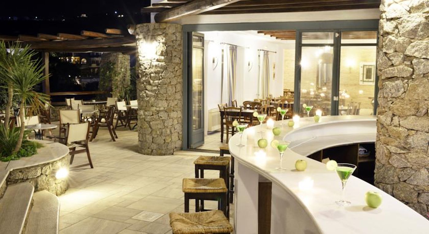 Pelican Bay - Art Hotel