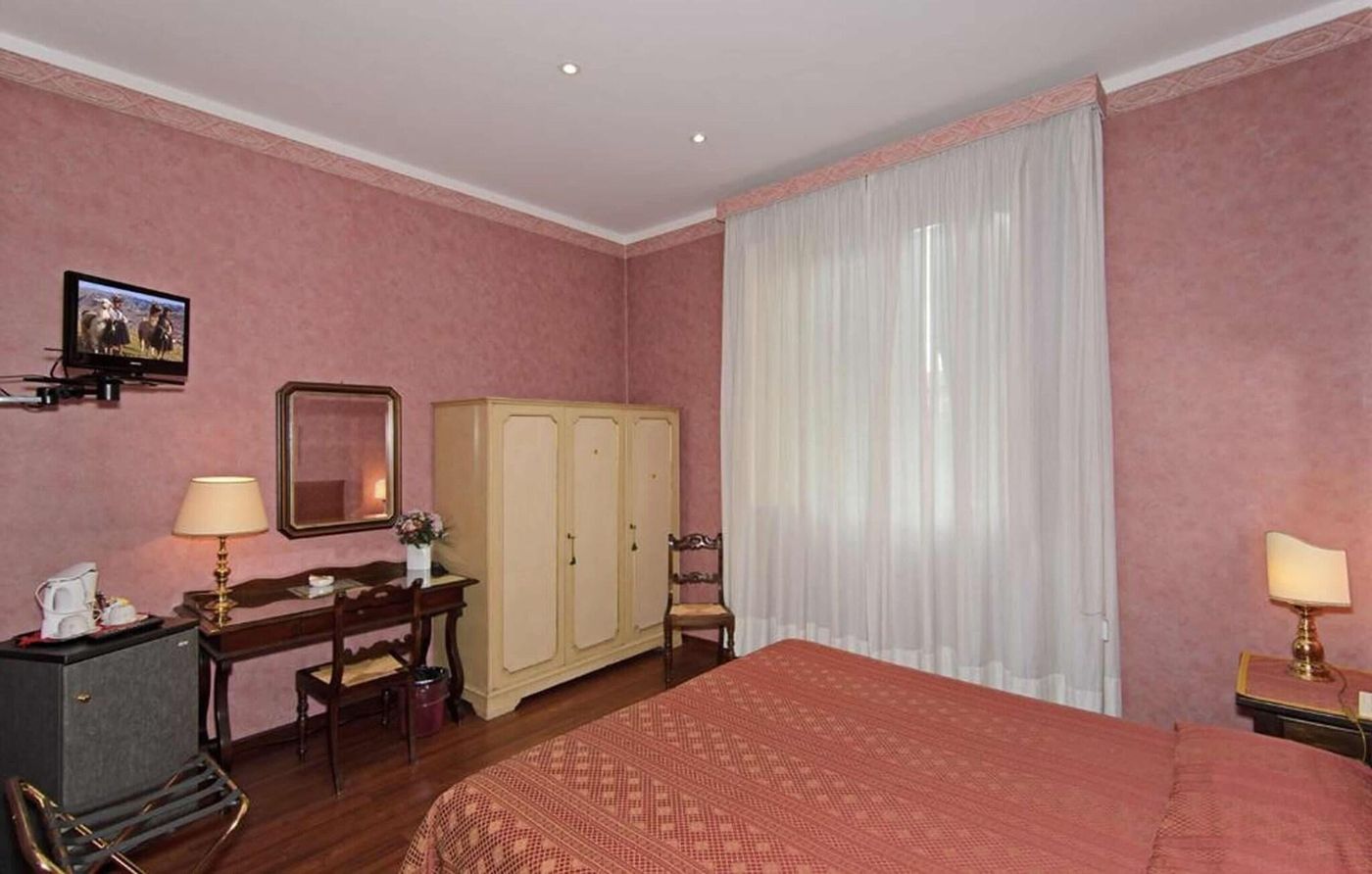 Hotel-Rex-Room-25