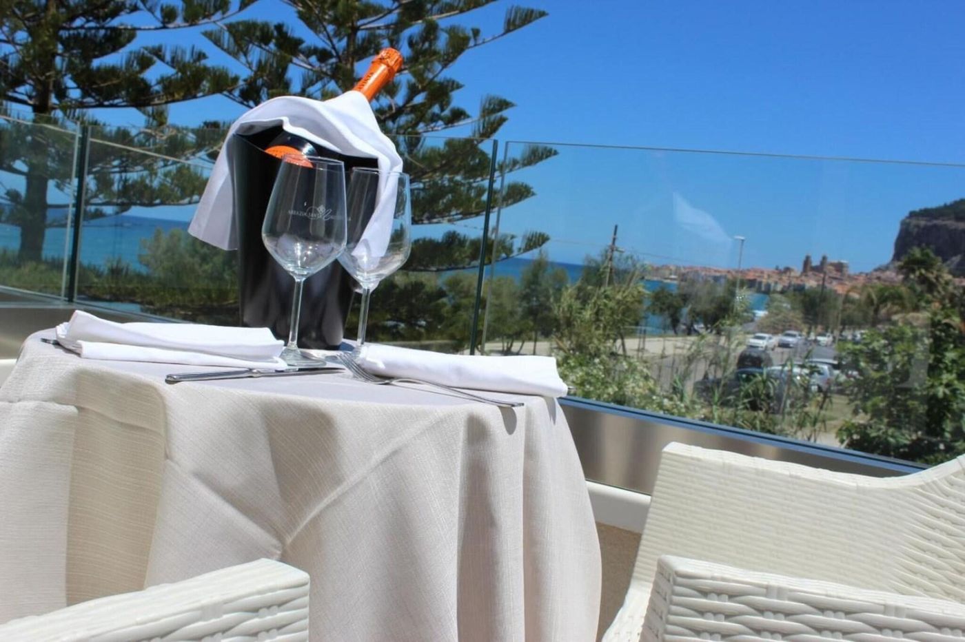 Hotel-Tourist-Restaurant-27