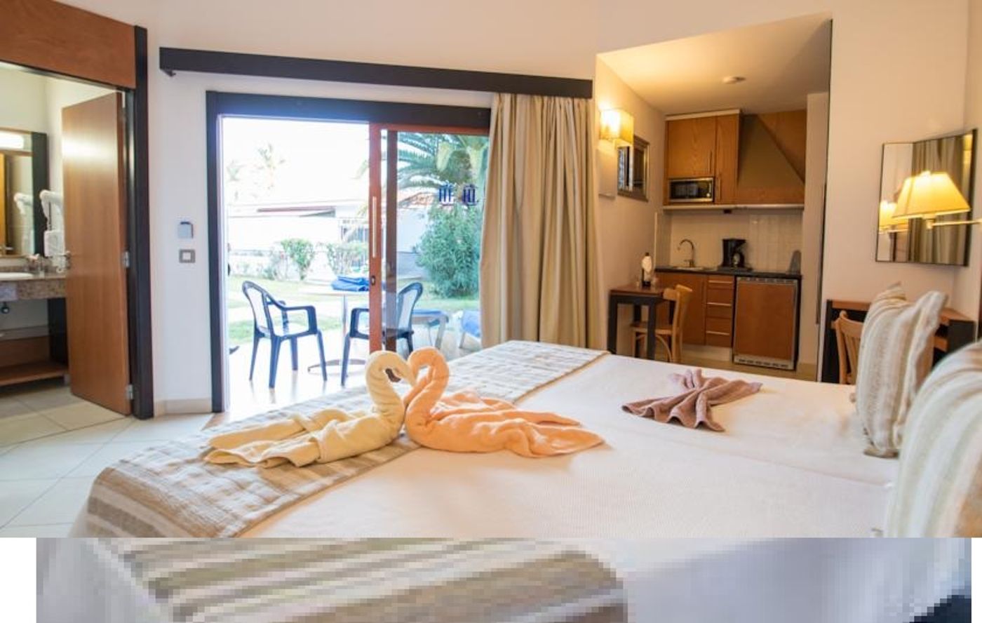 HL-Miraflor-Suites-Room-19