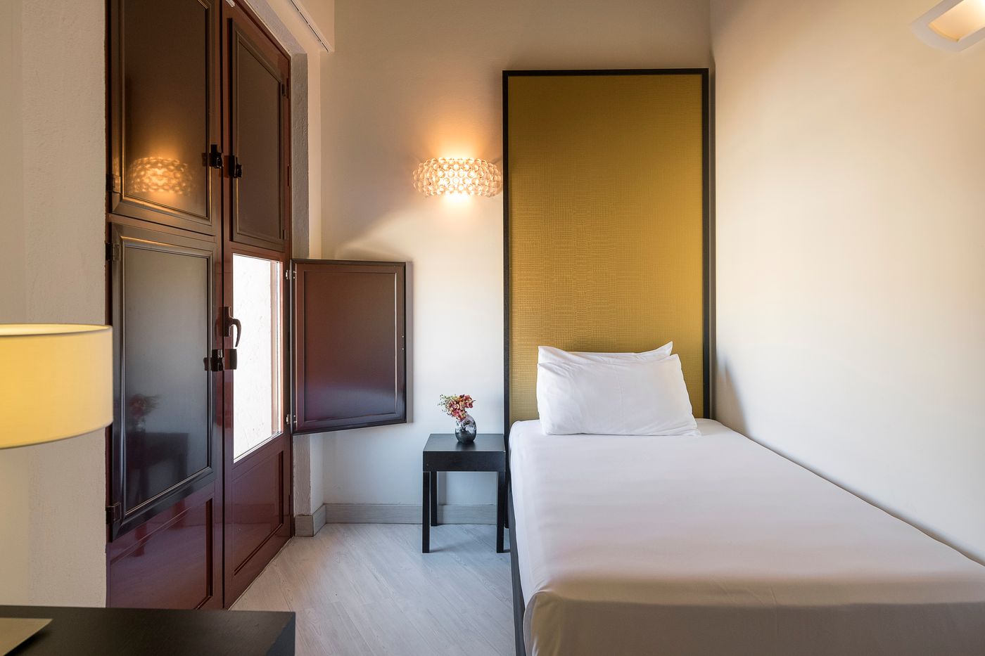 Palacio-de-Arizon-Room-9