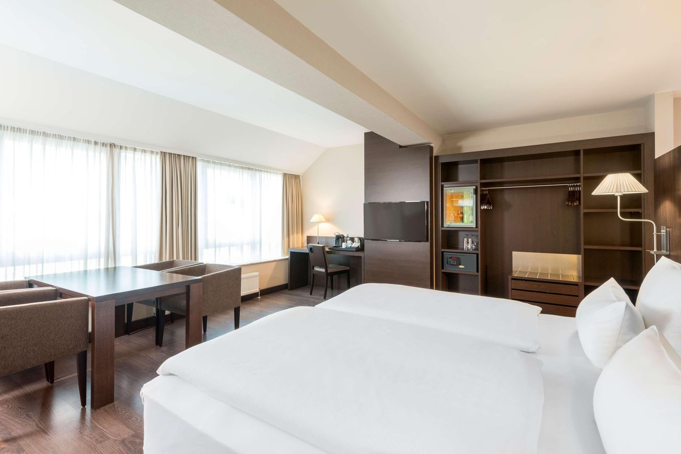 NH Düsseldorf Königsallee - Germany - DUSSELDORF - Room - 4