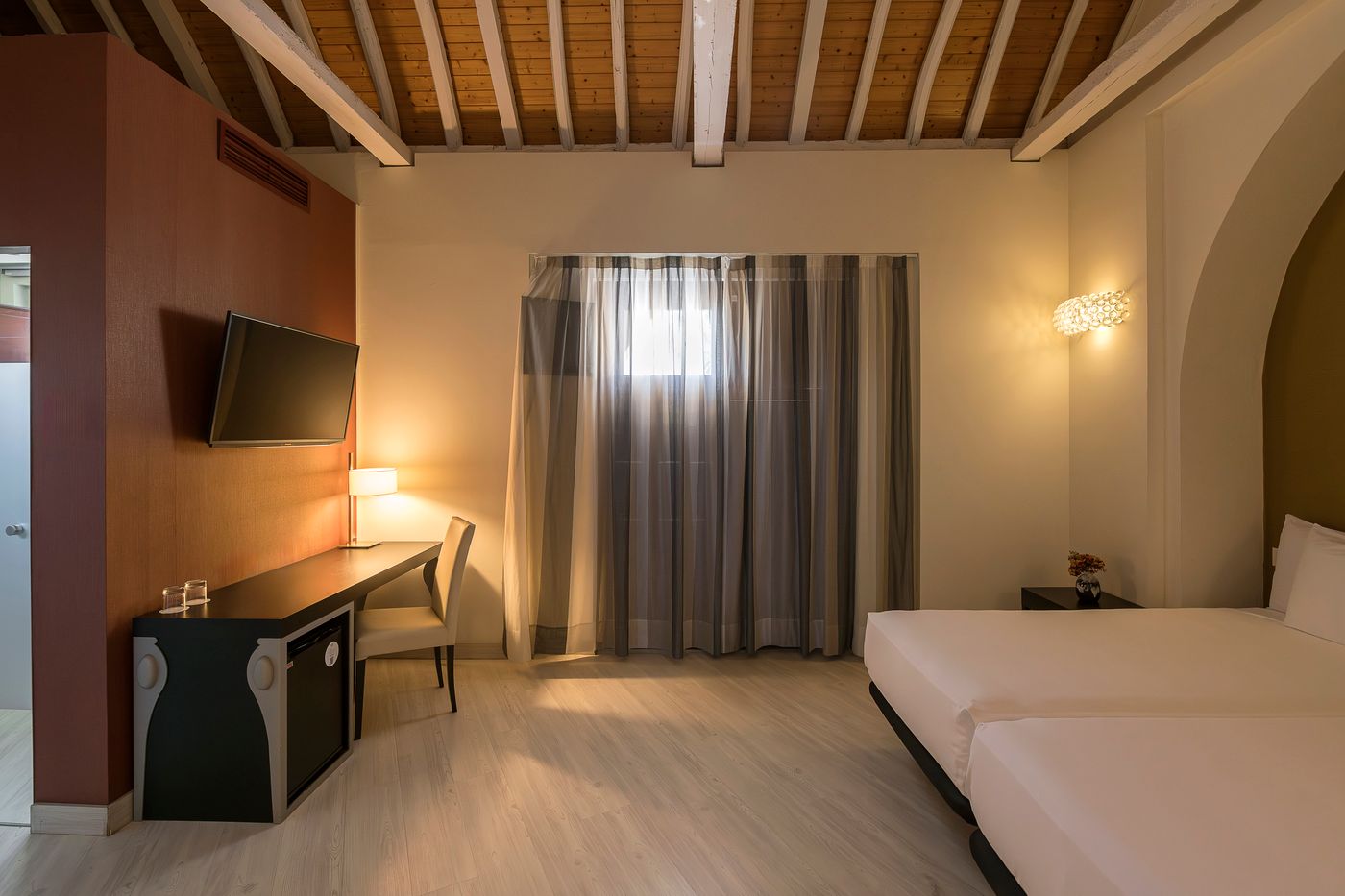 Palacio-de-Arizon-Room-10