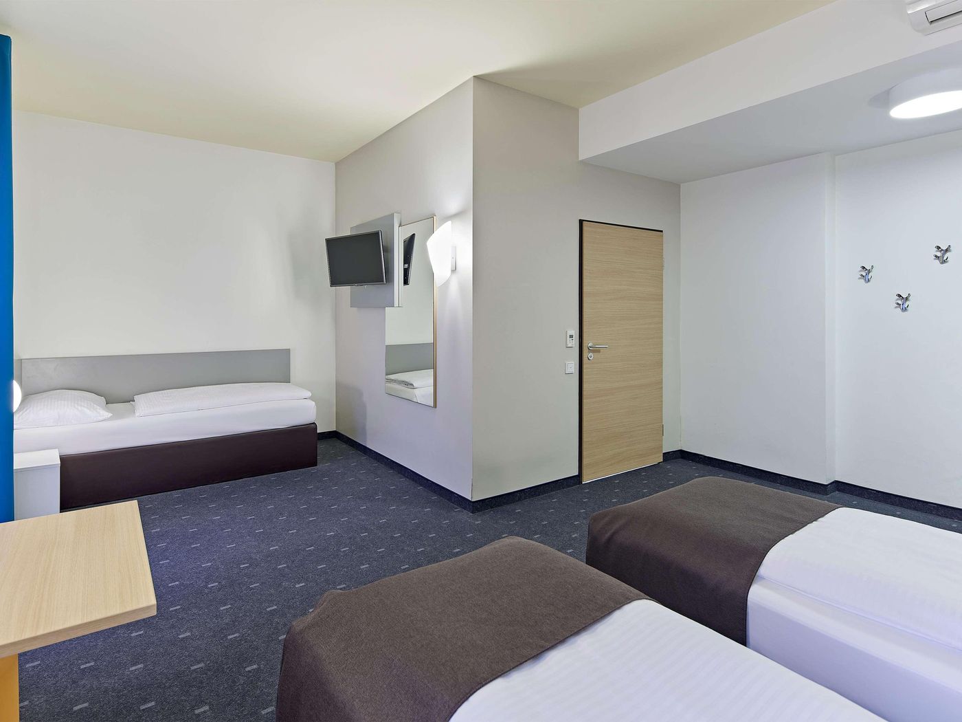 B-B-Hotel-Koln-Messe-Room-34