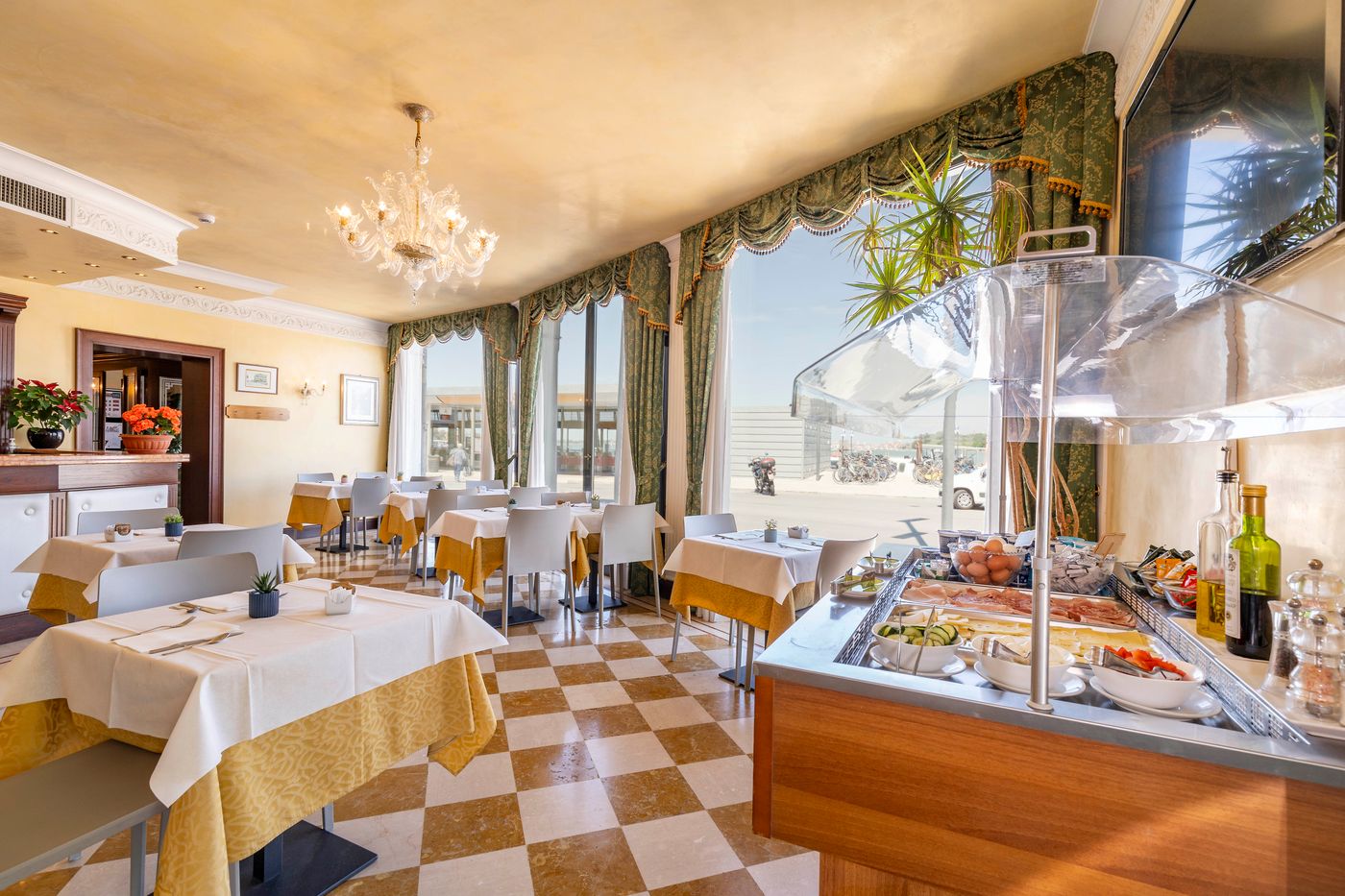 Hotel-Panorama-Bar-31