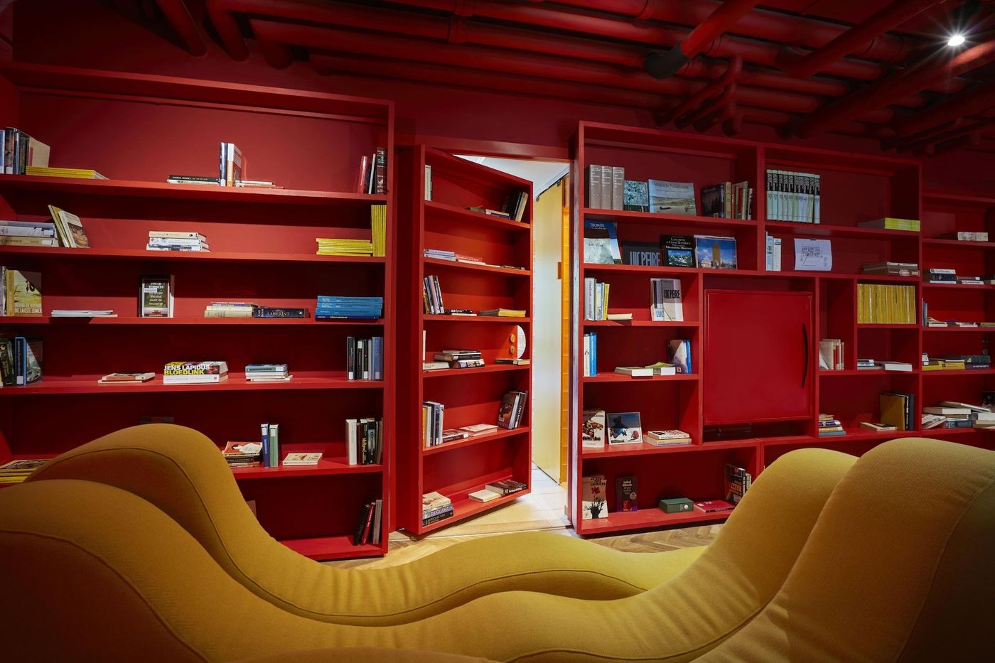 Hotel Not Hotel Rotterdam-Netherlands-Rotterdam-Lobby-5