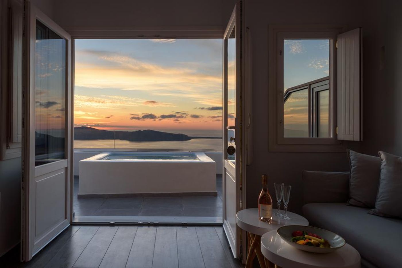 Pantheon Deluxe Villas