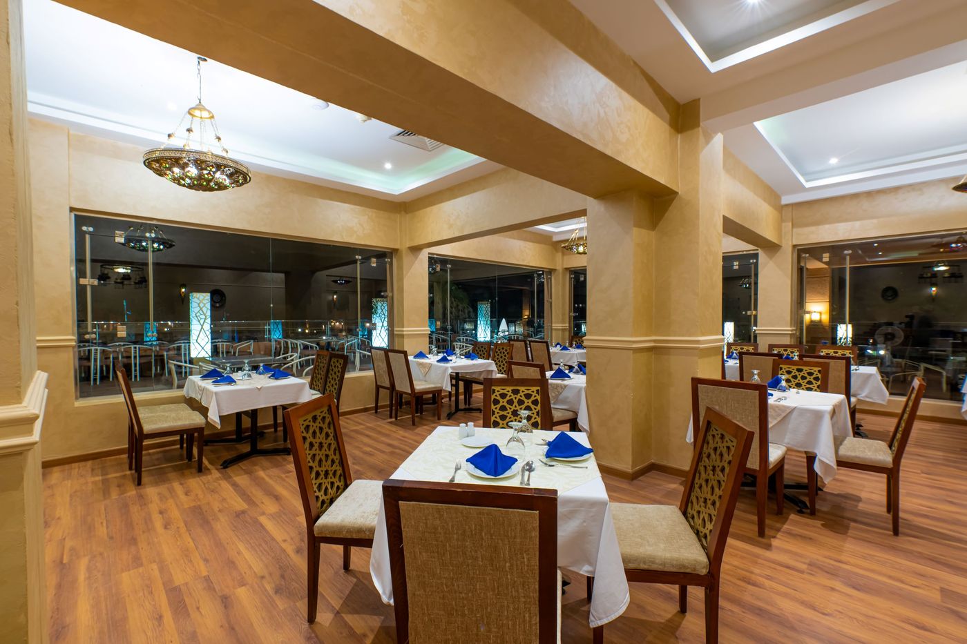 Club-Calimera-Akassia-Swiss-Resort-Restaurant-31