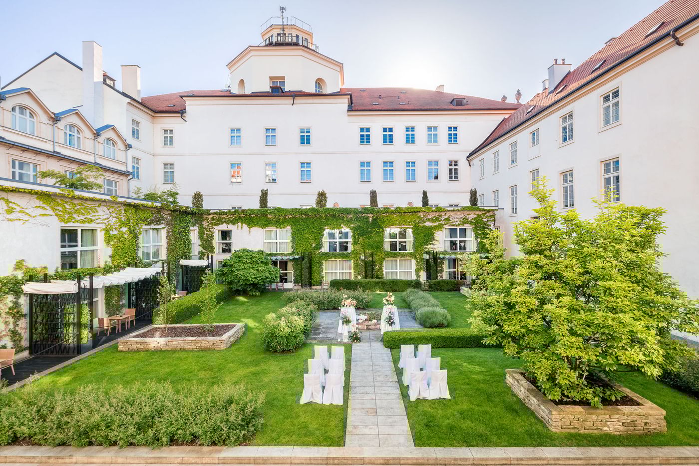 Mandarin-Oriental--Prague-General-view-3