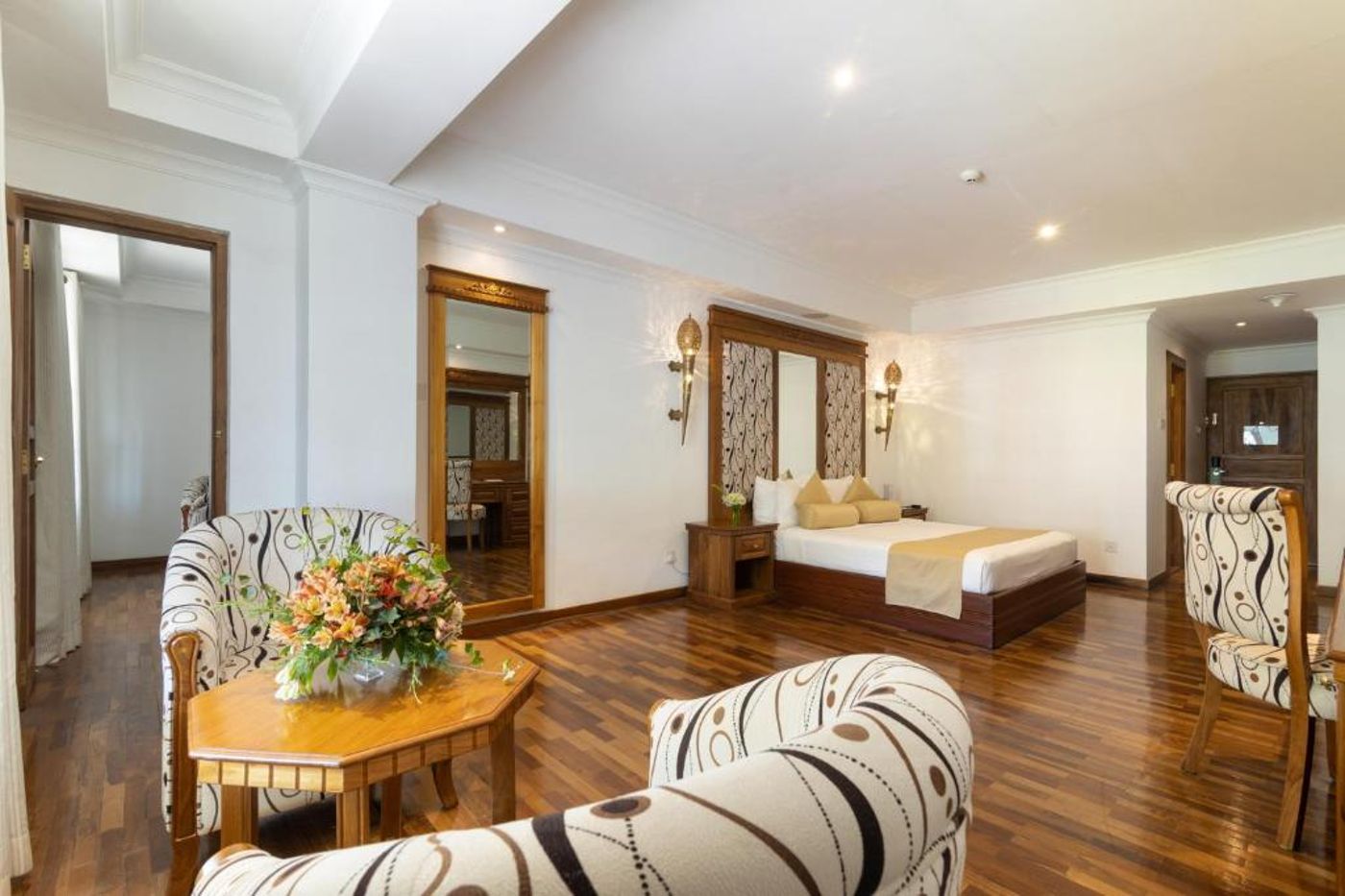 Araliya-Green-Hills-Room-5