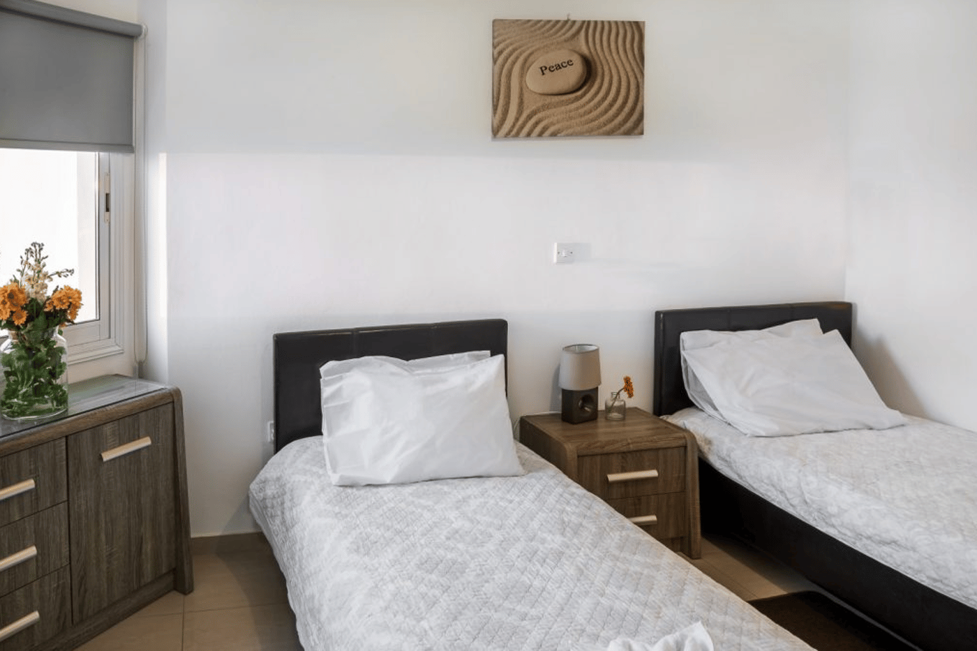 Artemis Cynthia Complex