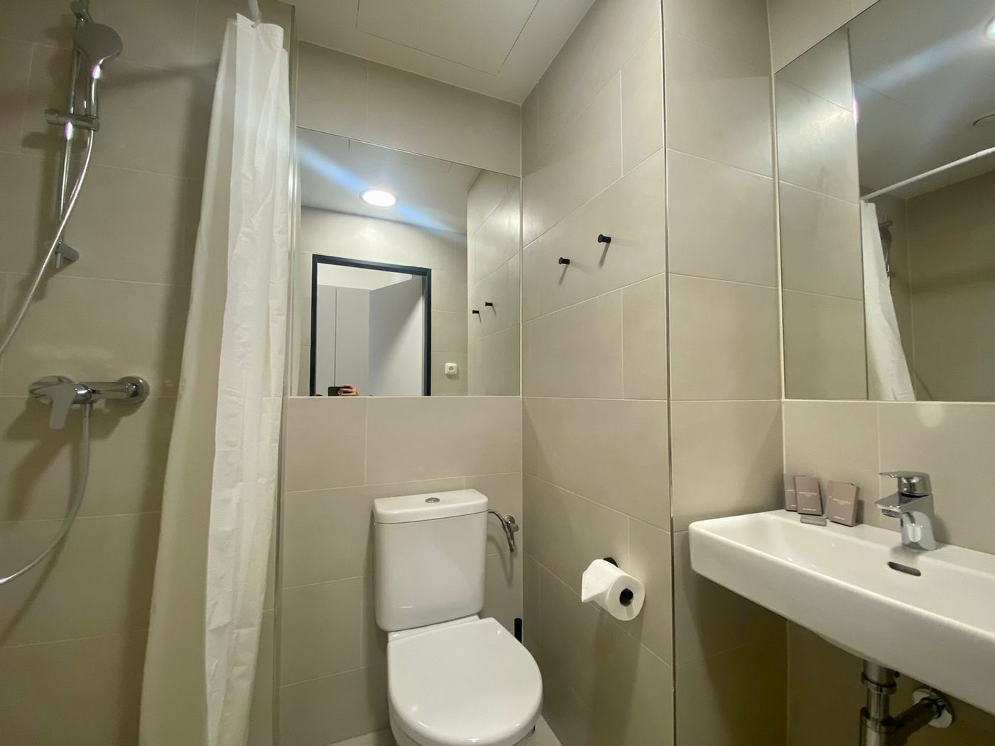 Figaro-Suites-Room-14