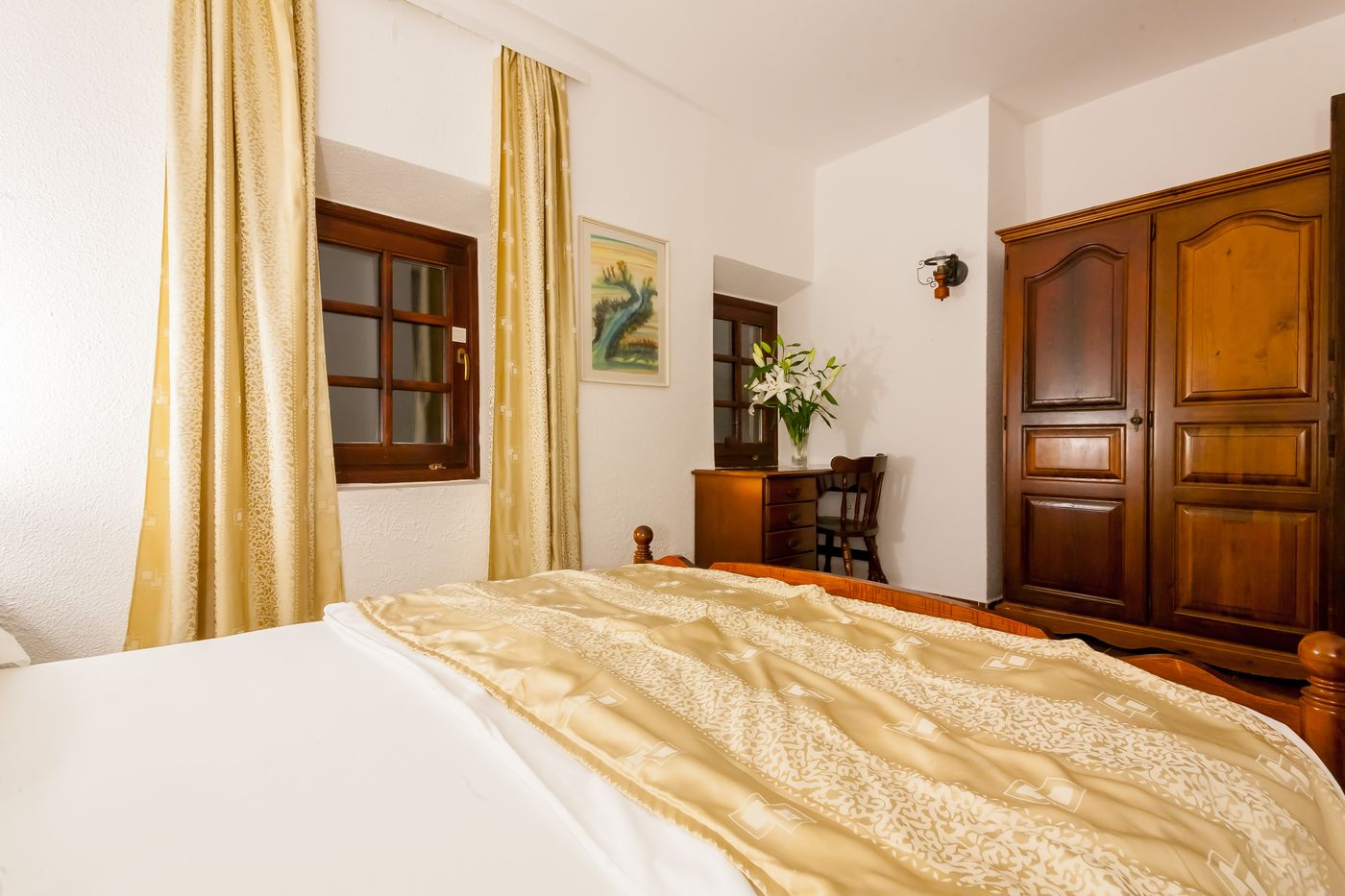 Kulla-e-Balshajve-Room-25