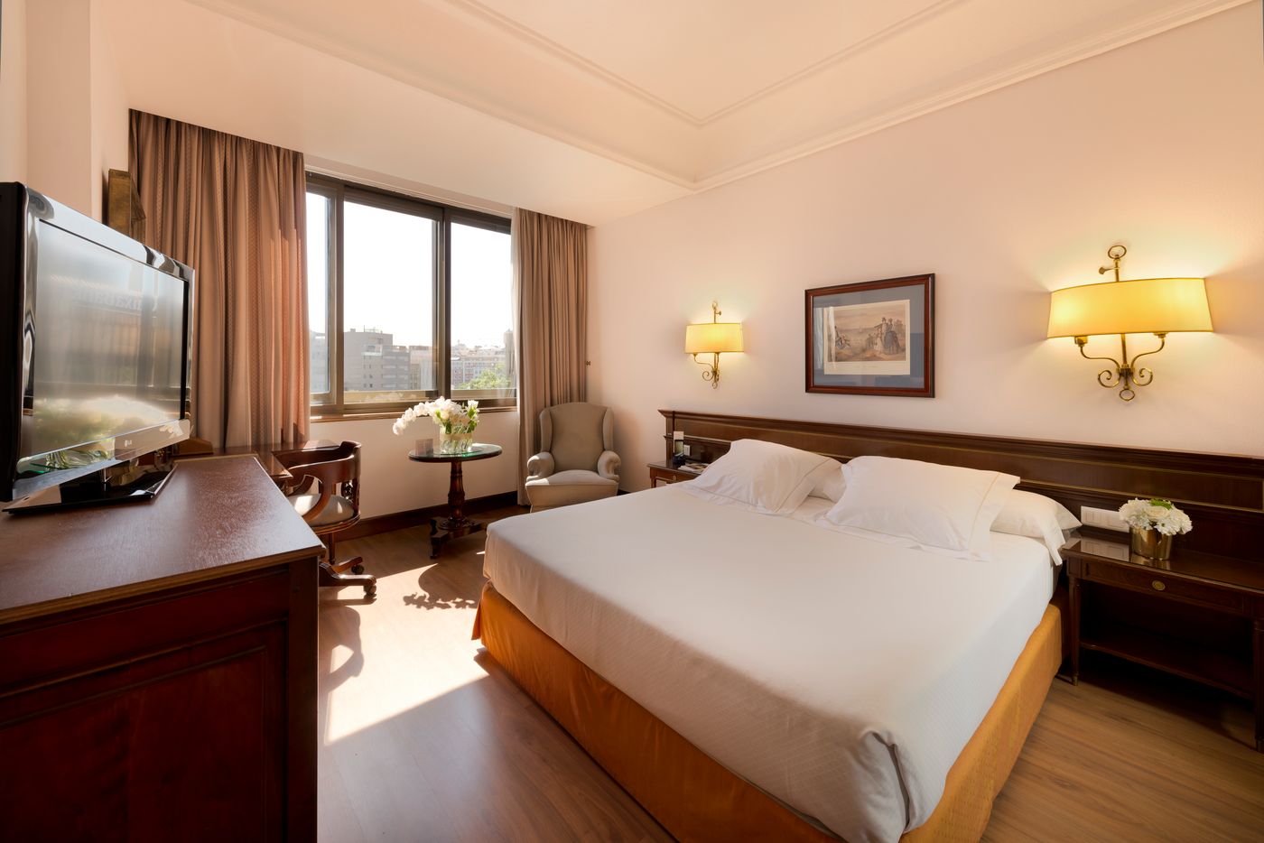 Miguel-Angel-by-BlueBay-Room-5