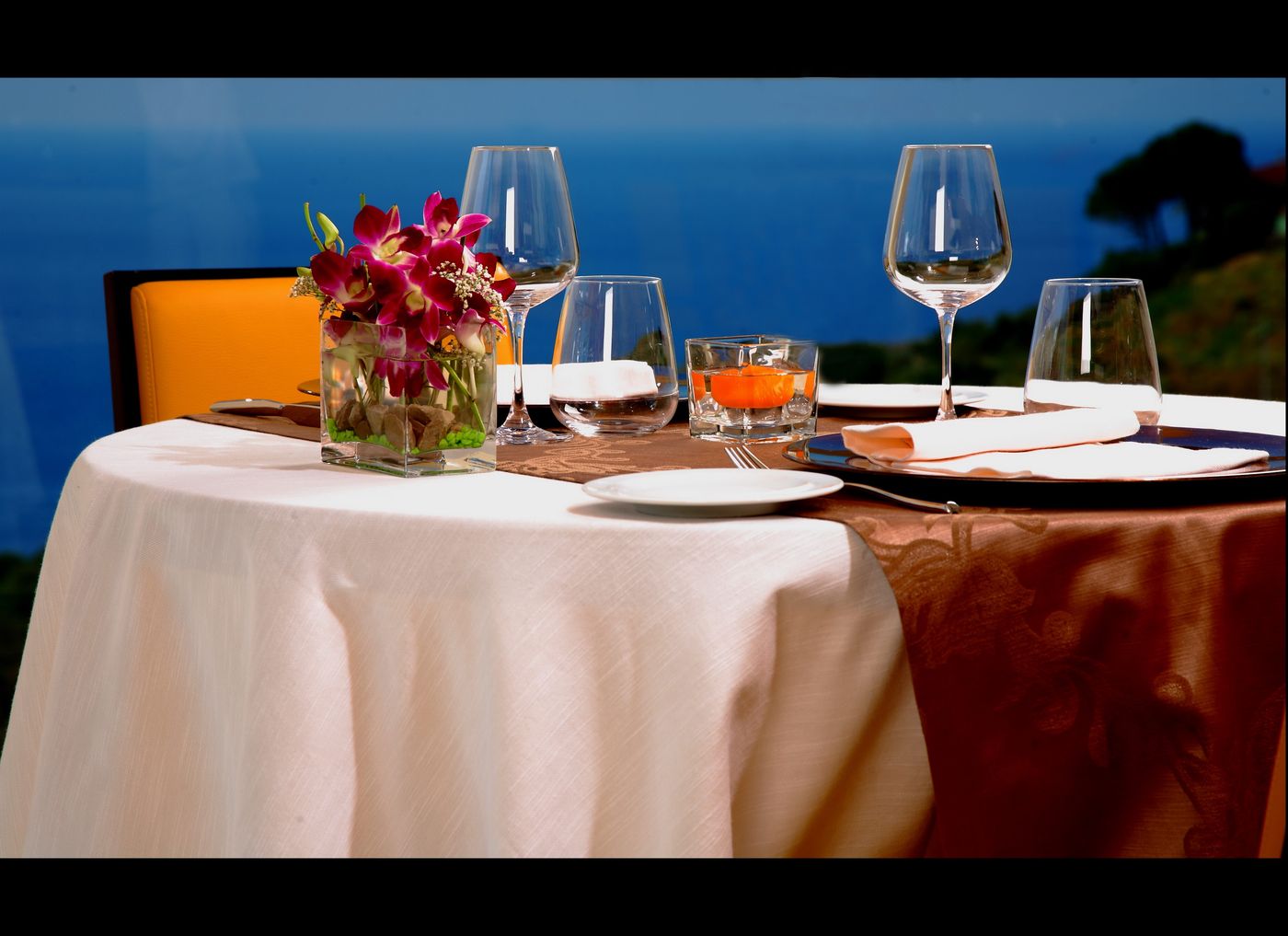 Hotel-Avalon-Sikani-Restaurant-11