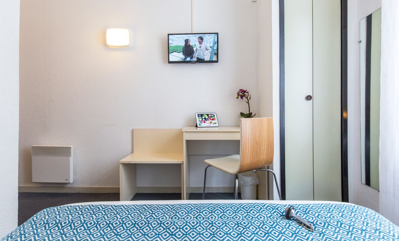 Hôtel Aneto-France-LOURDES -Room-9