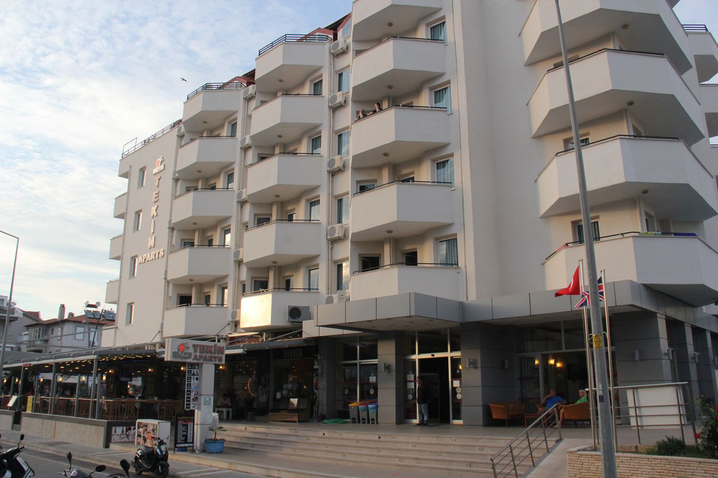 Tekin Apartments