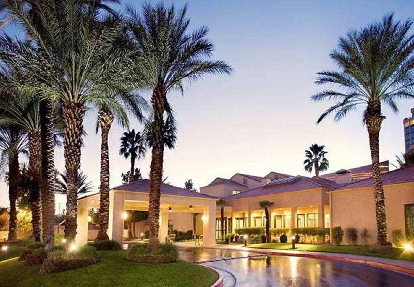 Courtyard Las Vegas Convention Center-United States-Las Vegas-General view-8