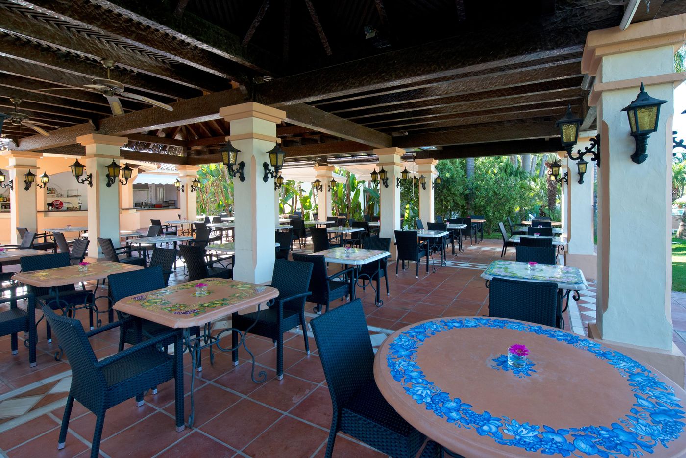 Bluebay-Banus-Bar-29