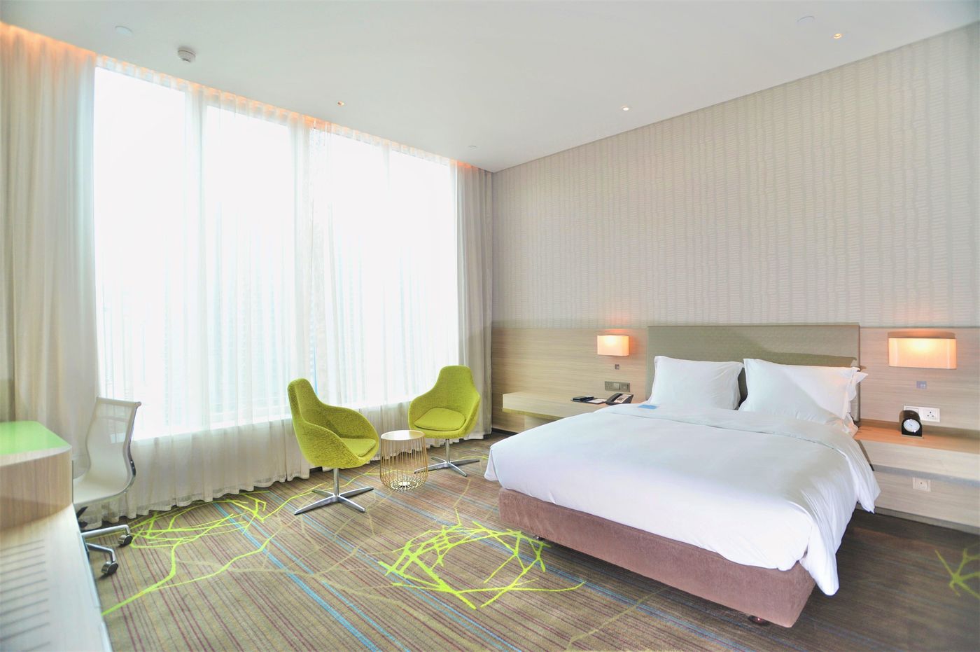 Holiday-Inn-Express-Hong-Kong-Kowloon-CBD2-Room-26