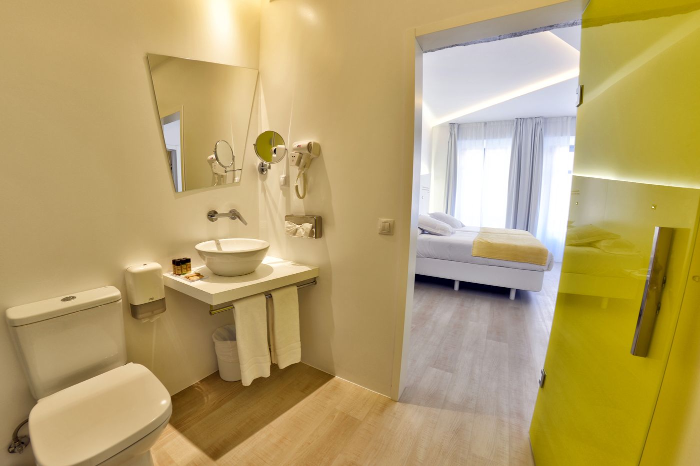 Atarazanas-Malaga-Boutique-Hotel-Room-25