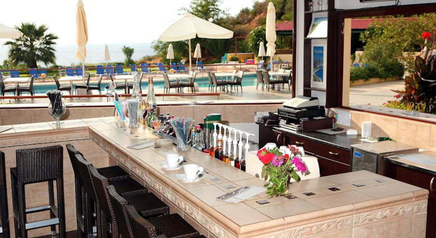 Karavados Beach Hotel