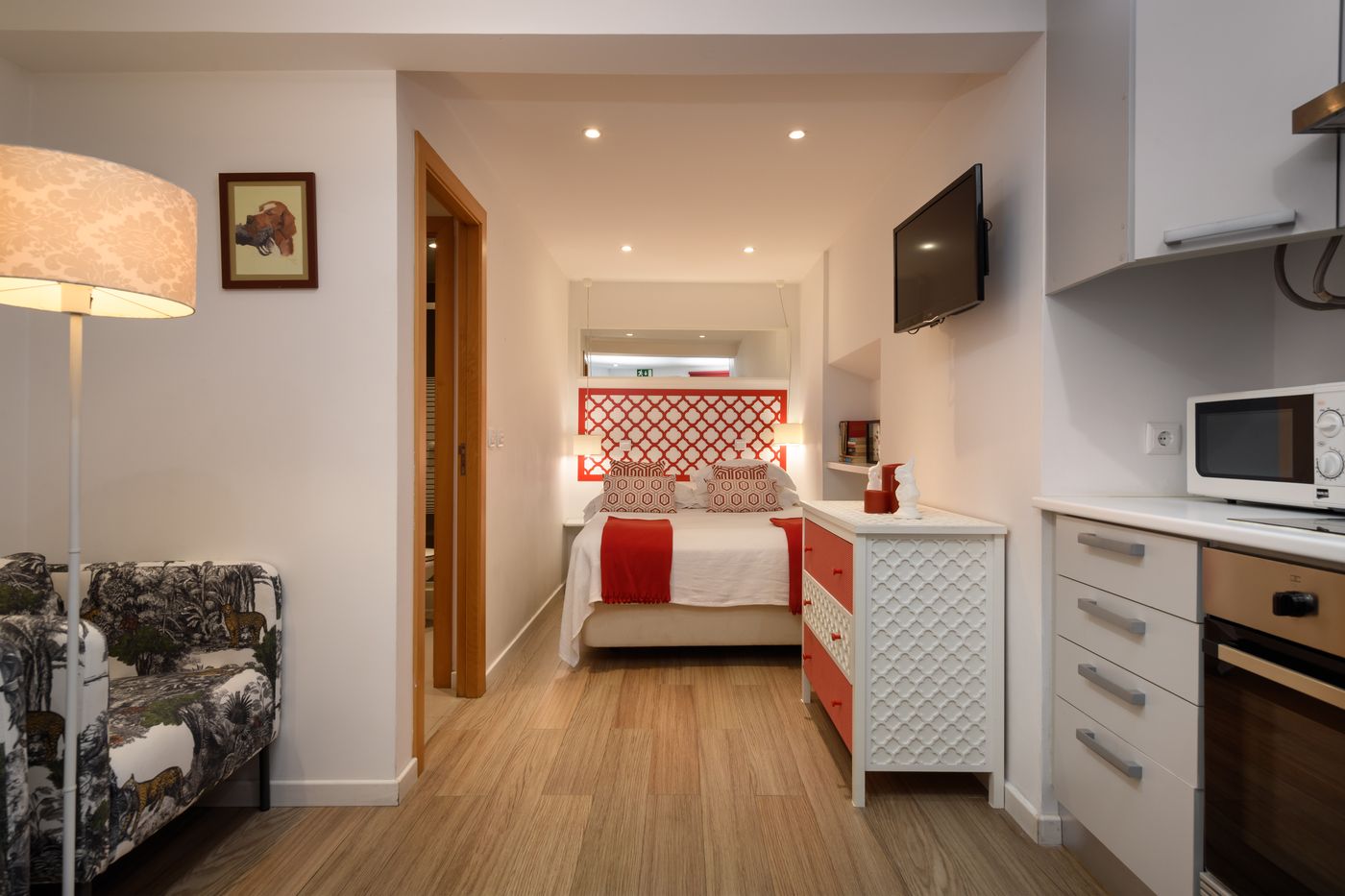 Alfama-Yellow-House-Room-18