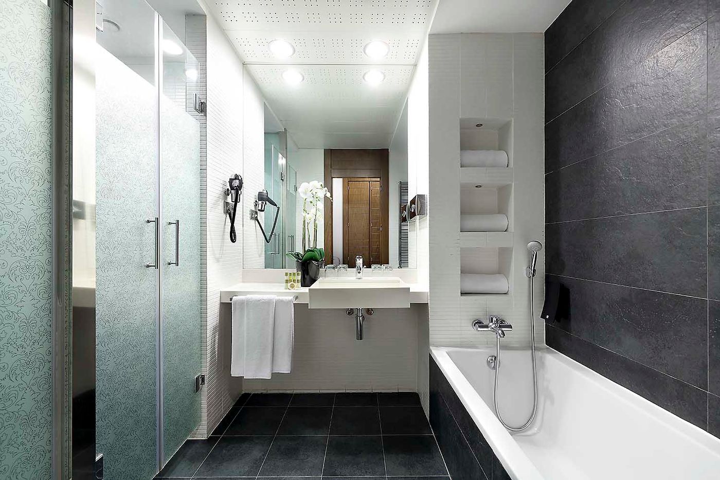 Rafaelhoteles-Madrid-Norte-Room-25