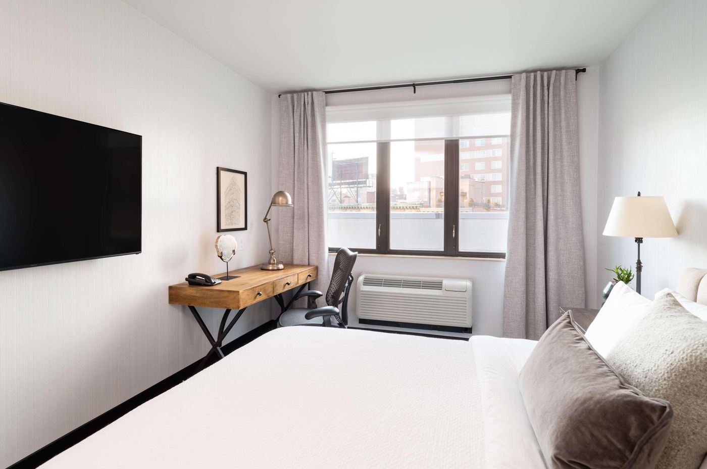 Hilton-Garden-Inn-New-York-Tribeca-Room-13