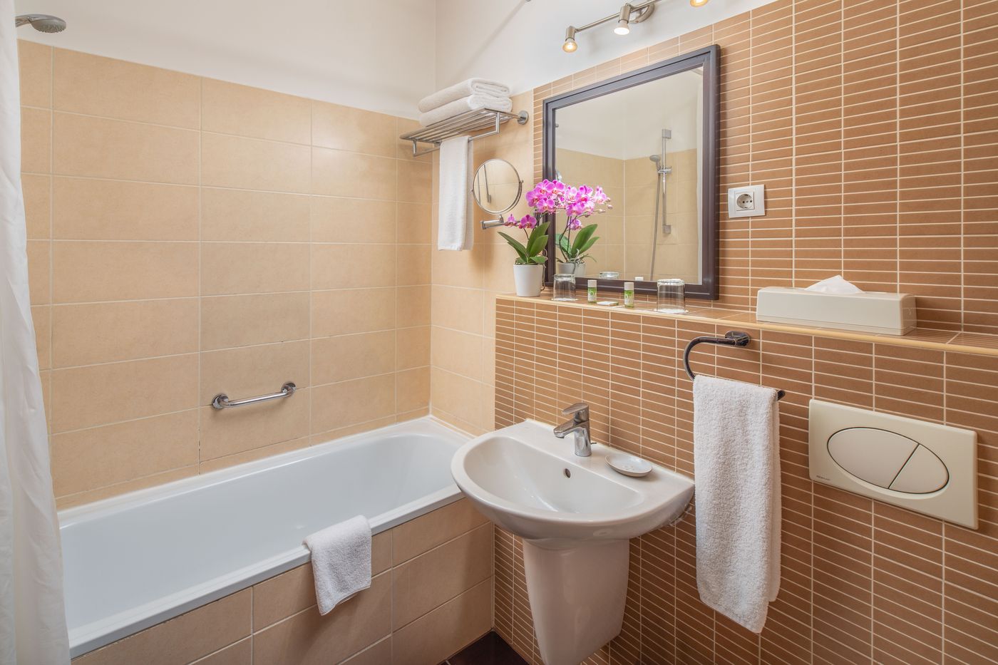 Escala Hotel & Suites - Hungary - BUDAPEST - Room - 5