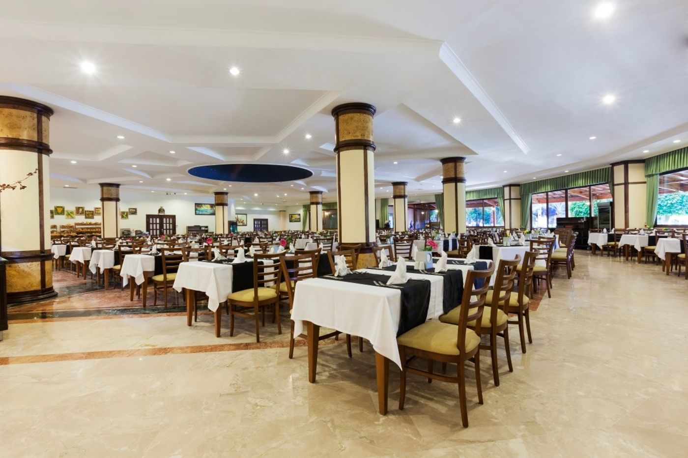 MHoliday Hotels Stone Palace