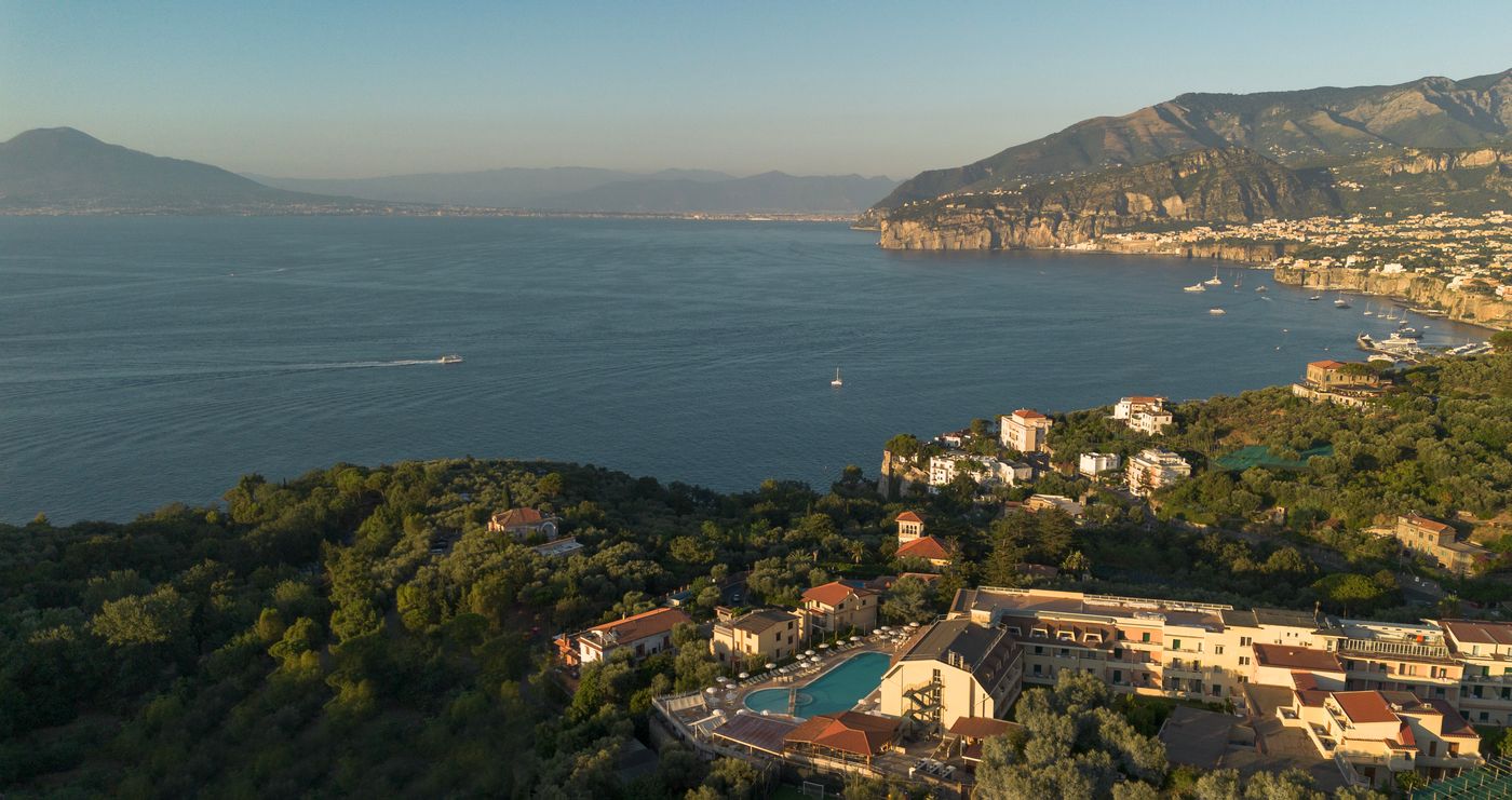 Grand-Hotel-Vesuvio-General-view-43