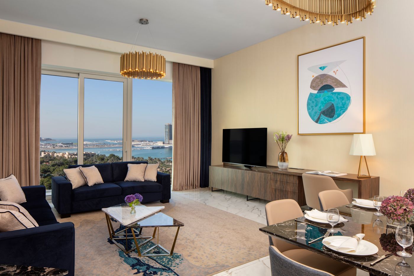 Avani-Plus-Palm-View-Dubai-Hotel-and-Suites-Room-17