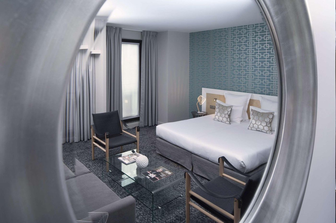 Paris-Bastille-Room-39