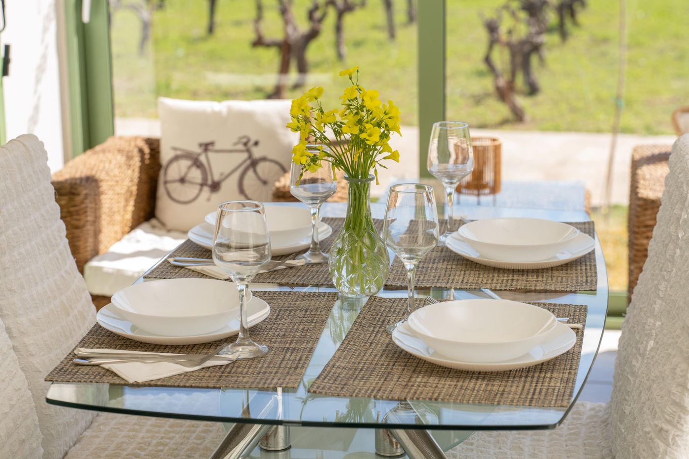 Monambeles-Villas-Room-23