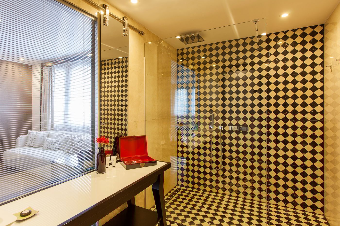 Quentin-Boutique-Hotel-Room-48