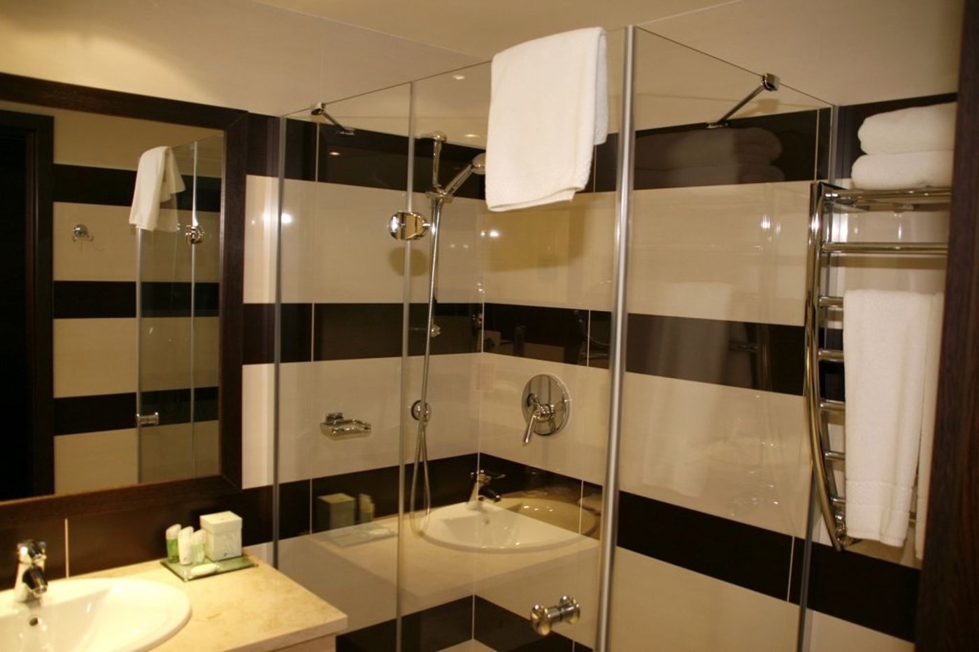 Hotel-Aquaworld-Budapest-Room-43