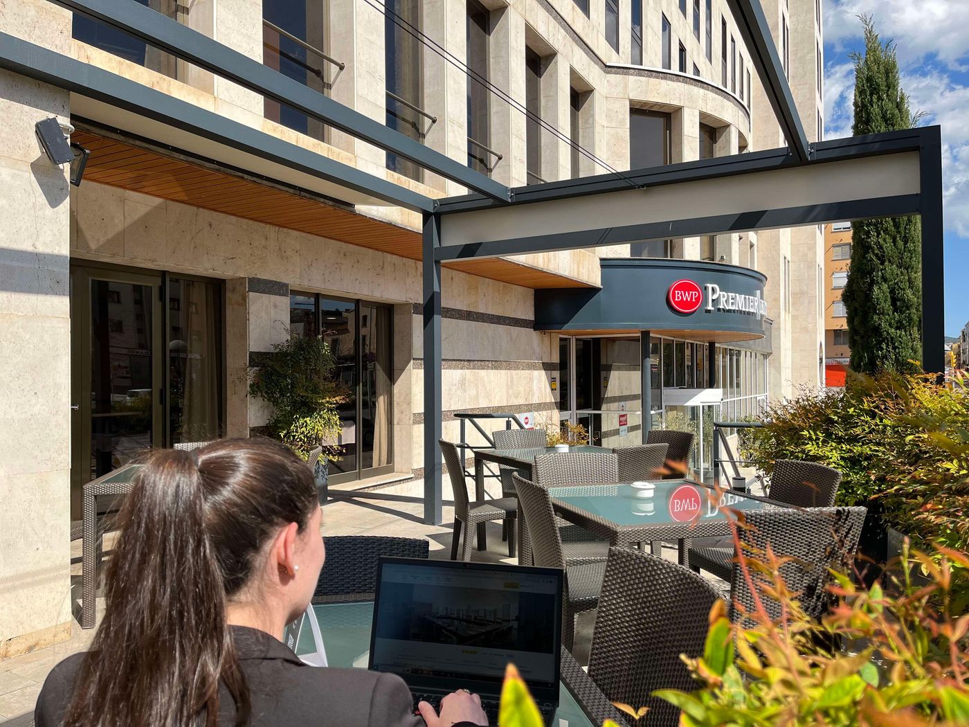 Best-Western-Premier-CMC-Girona-Bar-3