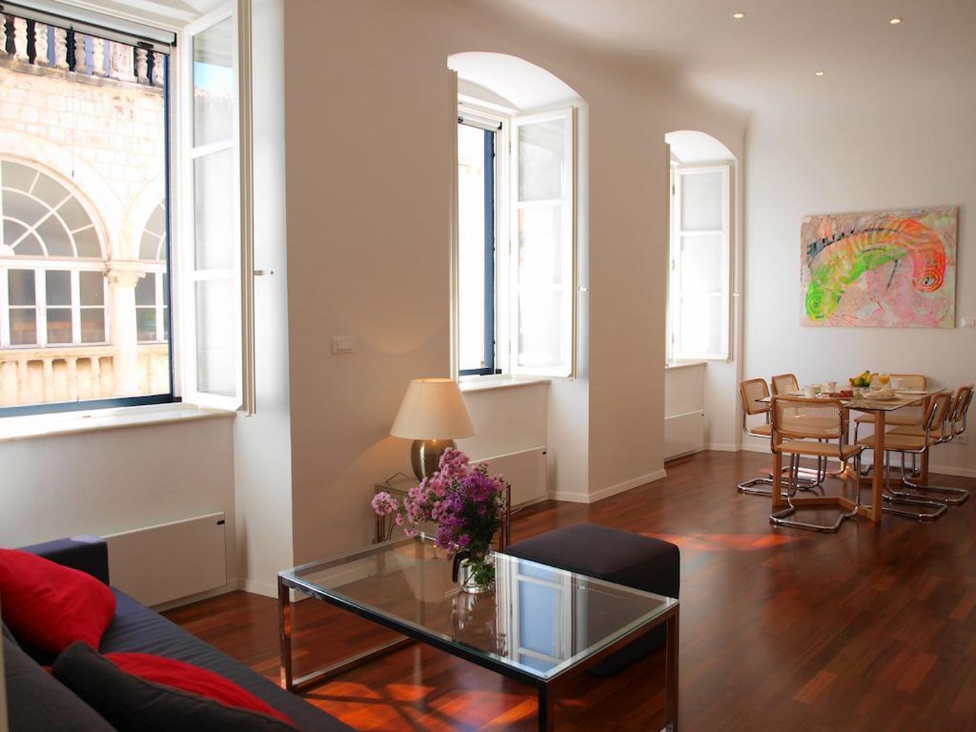 The-Miro-Studio-Apartments-General-view-28