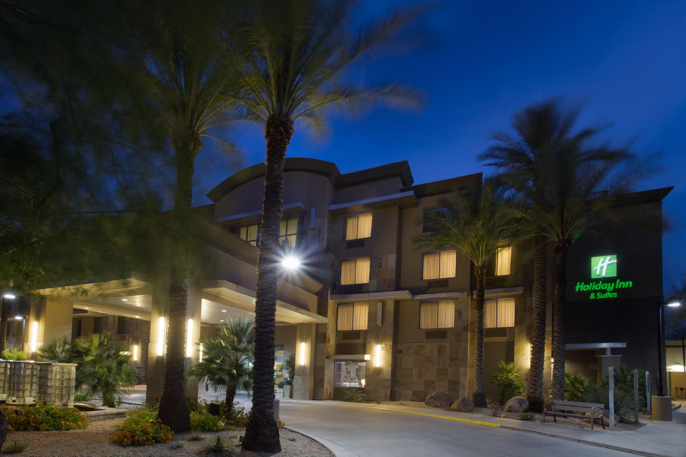 Holiday Inn Hotel and Suites Scottsdale North Airp-United States-SCOTTSDALE-General view-3